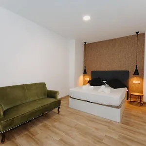 Coverlin San Francisco Apartment Malaga